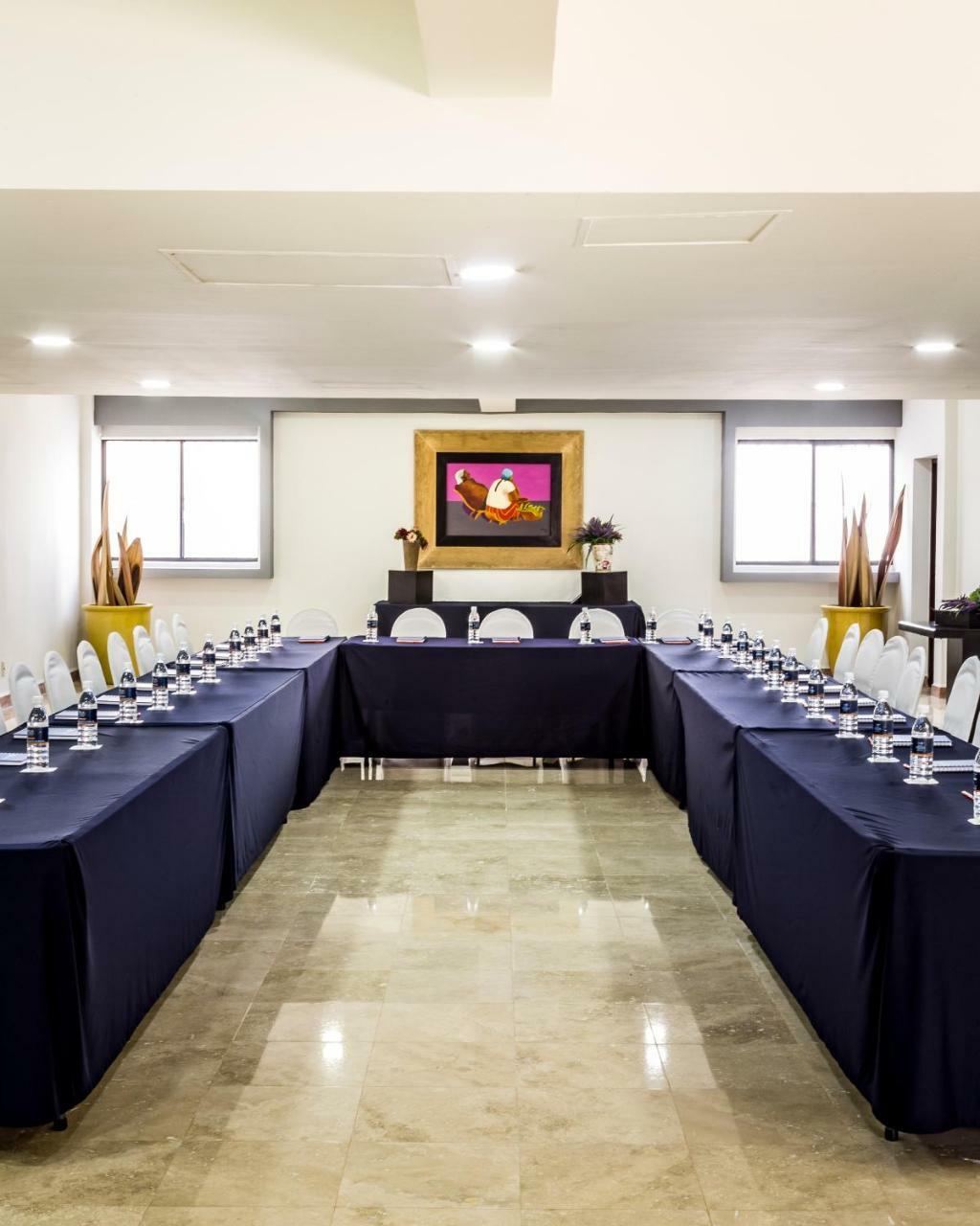 Imperio De Angeles Executive Leon Poliforum Dış mekan fotoğraf